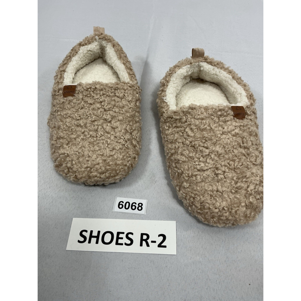 Womans Athmile Slipon Slippers 11-12 Beige Sherpa Lined NWOT